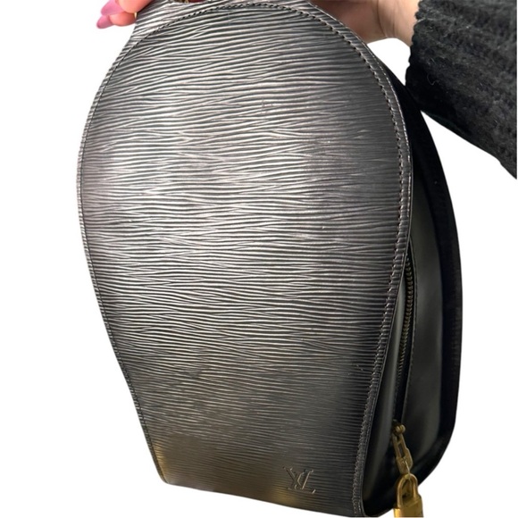 Louis Vuitton Black Mabillion Backpack in LIKE NEW CONDITION - Picture 14 of 14